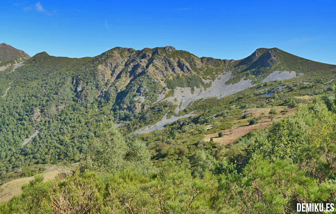 Ruta de Tres Bispos en Os Ancares (Lugo – Galicia)