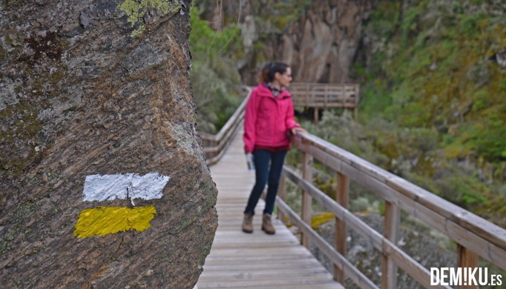 Pasarelas del Rio Mao, en la Ribeira Sacra (Ourense)