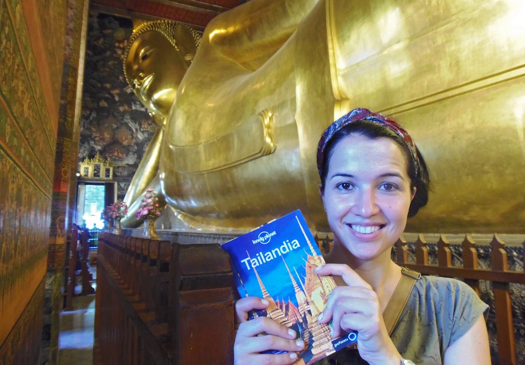 Wat Pho Buda inclinado