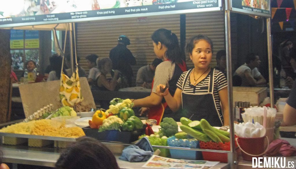 Comida Zona de Khao Sao 