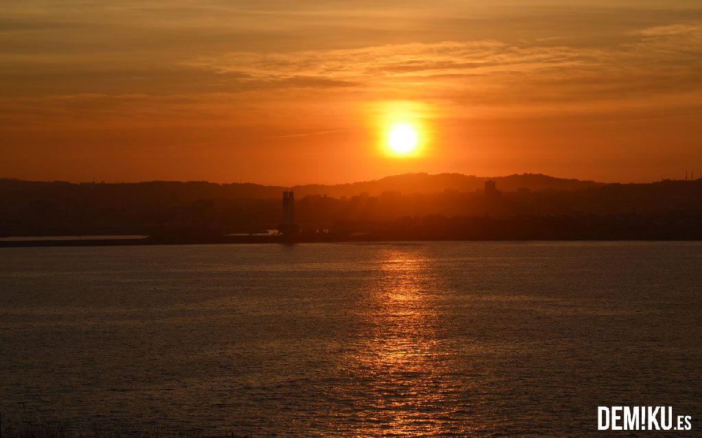 A Coruña desde el Aula del Mar. Faros de Mera.