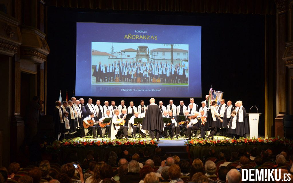 Rondalla Añoranzas. Teatro Jofre Ferrol. 