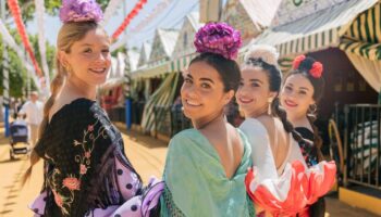 chicas_feria_sevilla